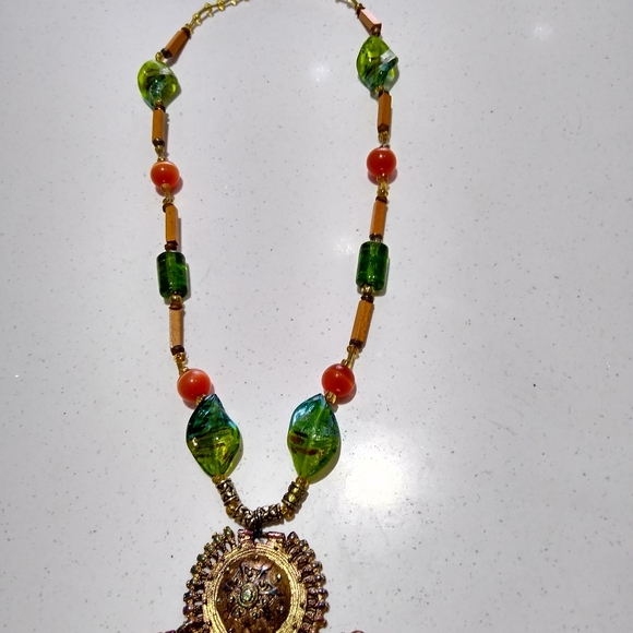 Homemade Jewelry Women's Necklace - Picture 7 of 7